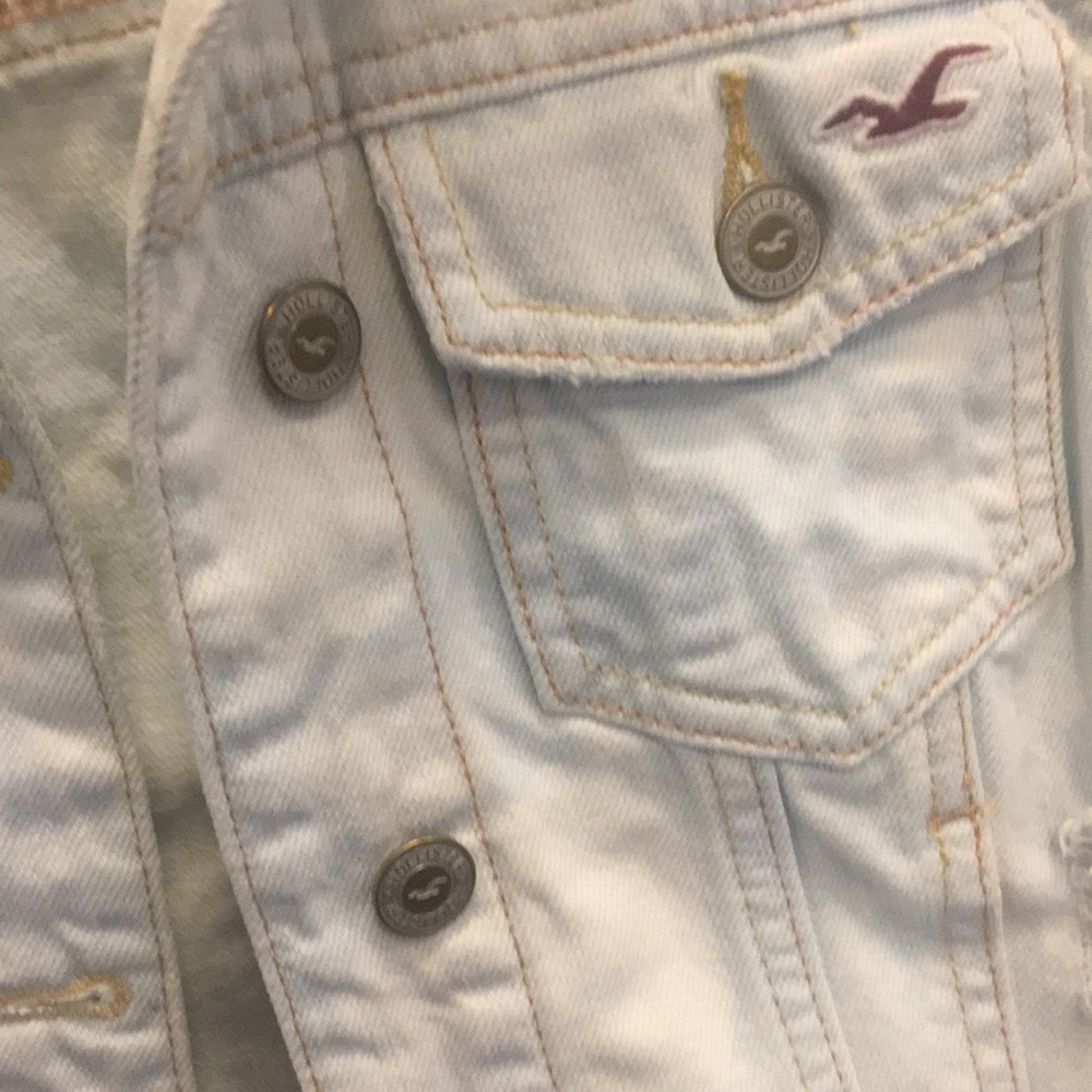 Hollister Light Wash Blue Jean Jacket - Picture 3 of 3